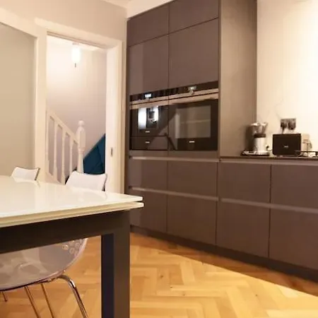 펜션 Centre House With Terrace *